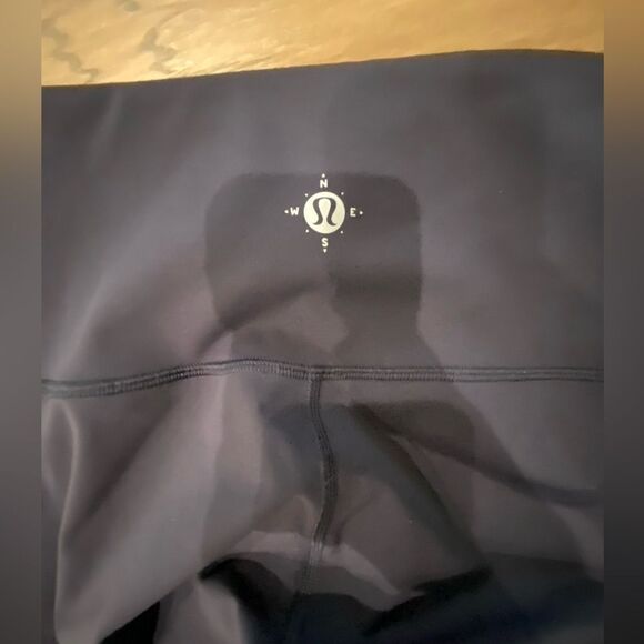 Lululemon  Wanderlust Highest Times Tech Mesh Naval Blue Luxtreme Specia… - Picture 4 of 10